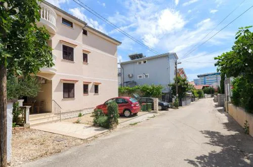 Apartments Josip
