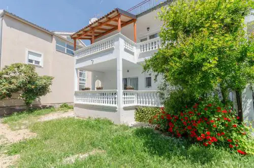Apartments Katka near Blue beach