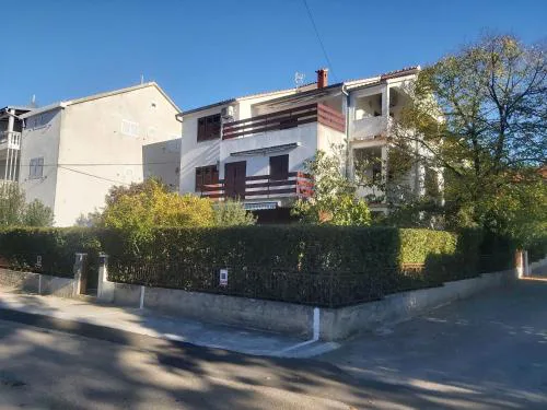Apartments Mišolić