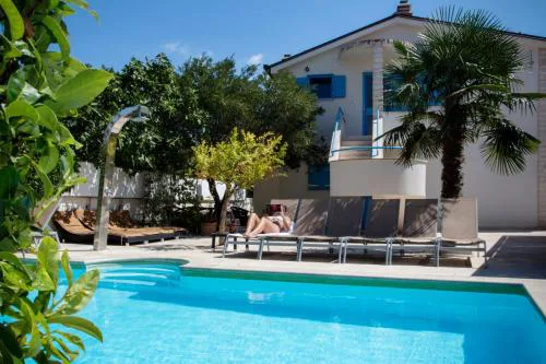 Apartments Villa Pina