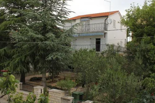 Apartments with a parking space Vodice - 6321