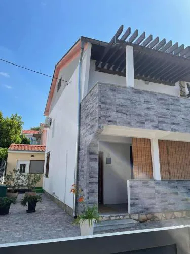 Apartments with a parking space Vodice - 21873