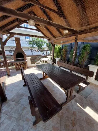 Breza beach apartments