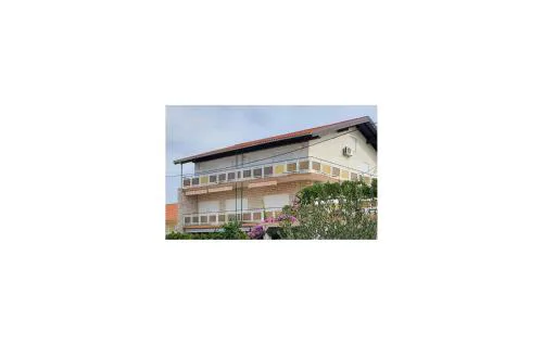 Gorgeous Apartment In Vodice With Wifi