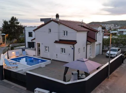 Holiday Home Sea