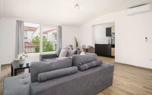 Mango Tourist Apartment