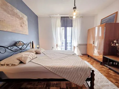 Apartments Milenko 547