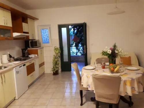 Mirjana apartman