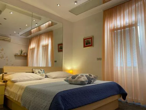 Studio apartment and rooms ADRIA
