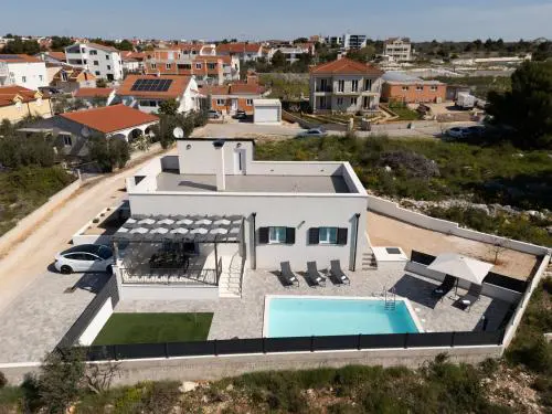 Villa Ana