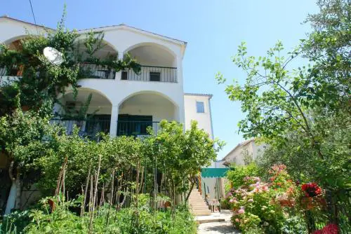 Apartments Plavica