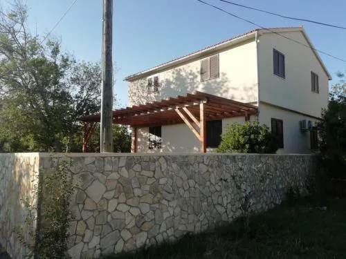 Apartman Mirna