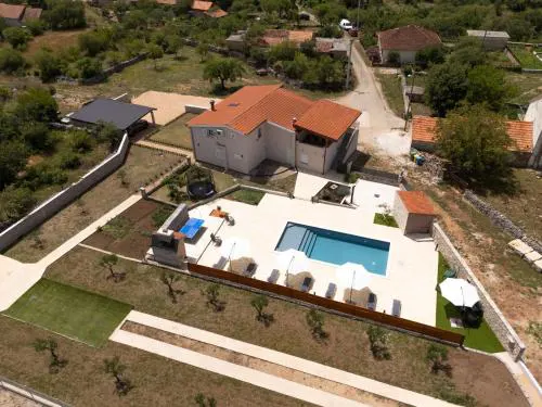 Villa Roški Slap