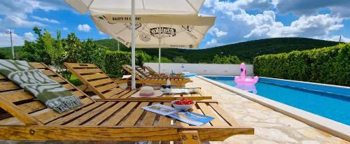 Villa Ana with a private pool on a 3000m2 property