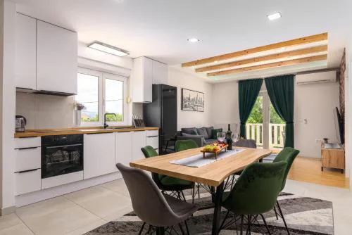 Divine Apartment Drnis - "Modern comfort at the gateway to Krka National Park"