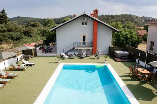 Villa Ema