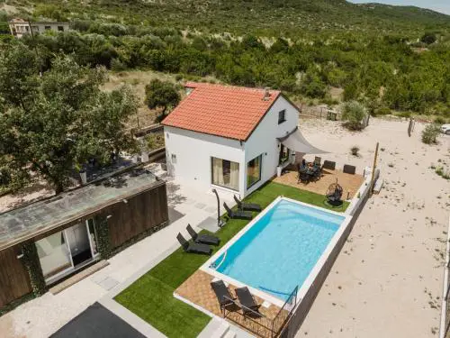 Holiday home Josipa's House