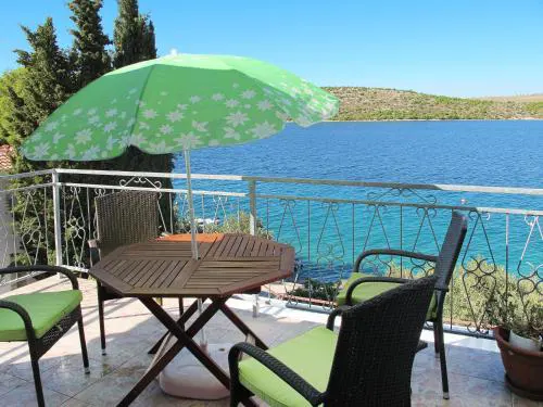 Apartment Andriana-2 by Interhome