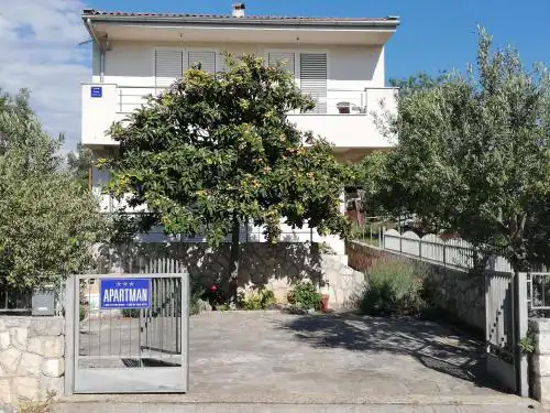Apartment Dario