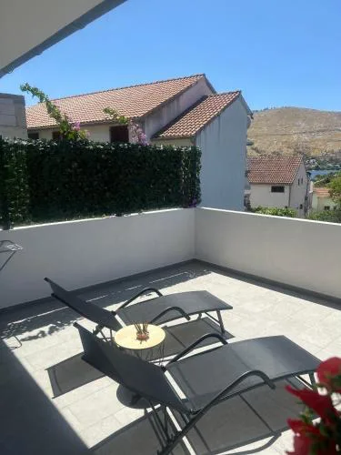 Apartment near sea ,,Brale'' - Galešnica
