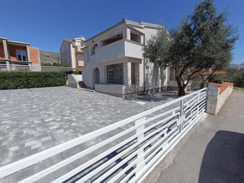 Apartments Jurkovic