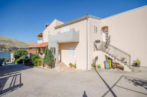 Apartments Vinka