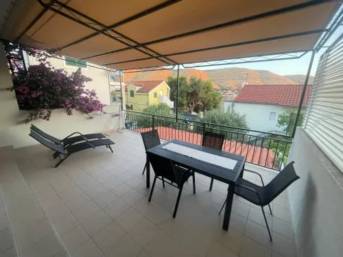 Bougainvillea Sea view apartment