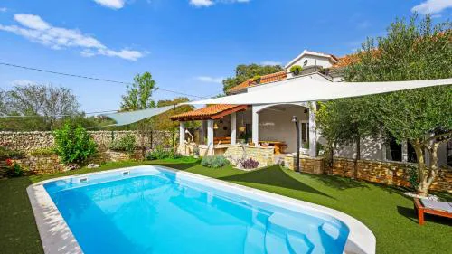 Holiday Home San by Villas Guide