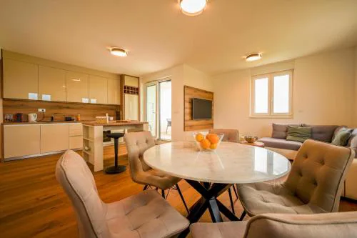Apartment Široko