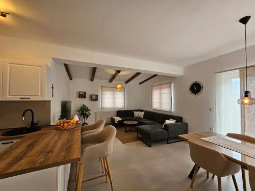 Apartment UNA