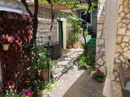 Apartments Lavandis