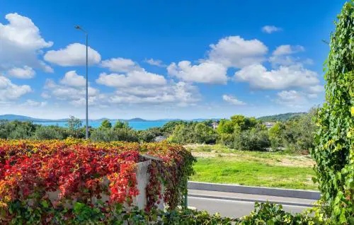 Cozy Apartment In Pirovac With Wifi