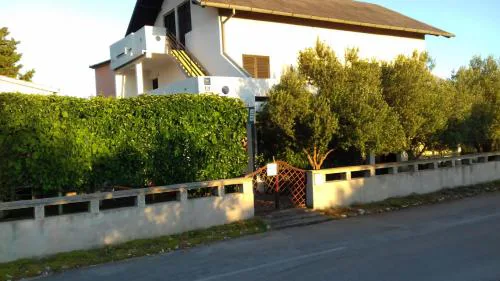 Guest house Mira