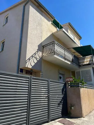 Apartments Jita