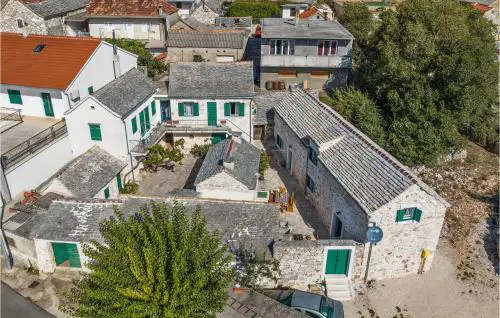 Cozy Home In Primosten With Wifi