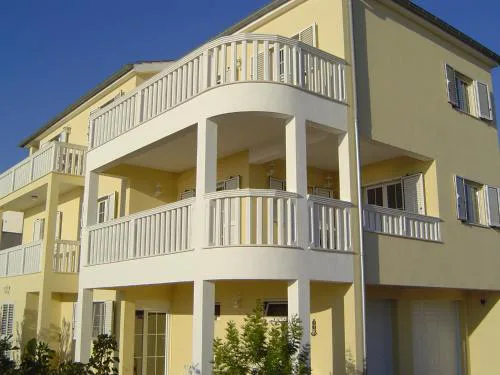 Villa Lovric