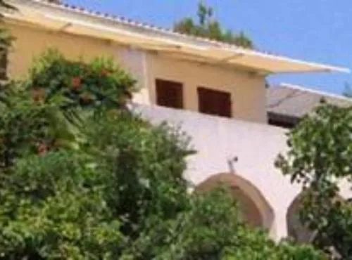 Apartments Zlatko