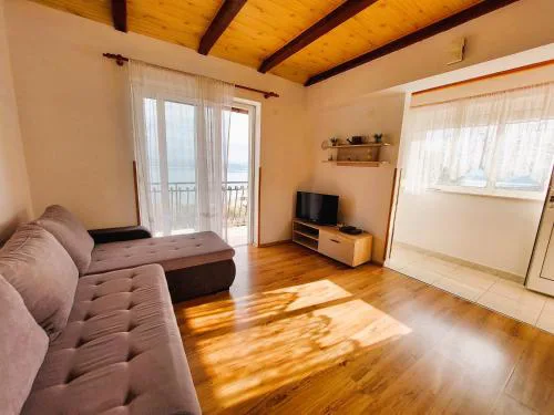 Bay Serenity apartments - Raslina