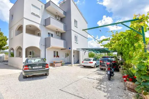 Apartments Juro
