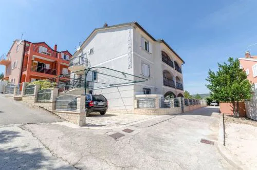 Apartments Maja
