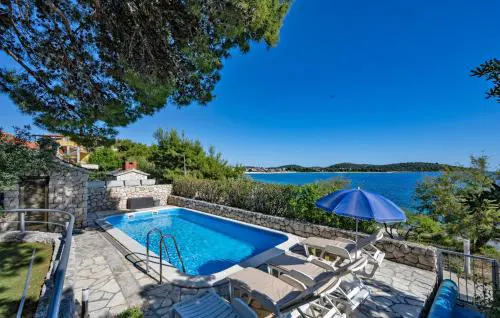 Four-Bedroom Holiday Home In Rogoznica