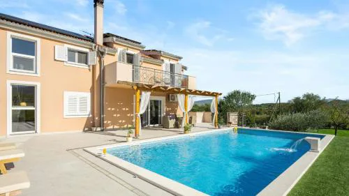 Villa Pleter by Villas Guide