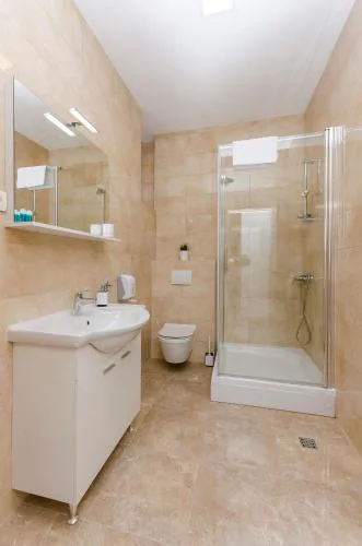 Apartments and Rooms Adriatic Suites