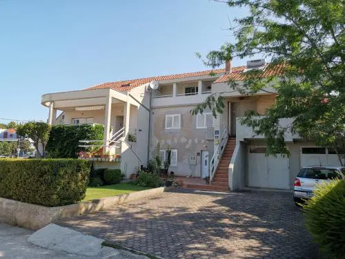 Apartments Dolores