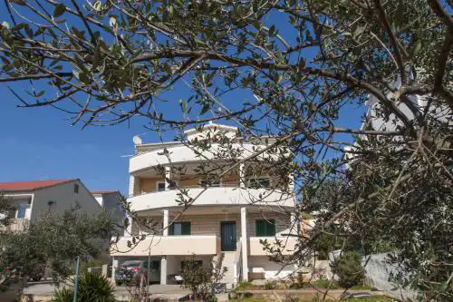 Apartments Vukicevic Brodarica