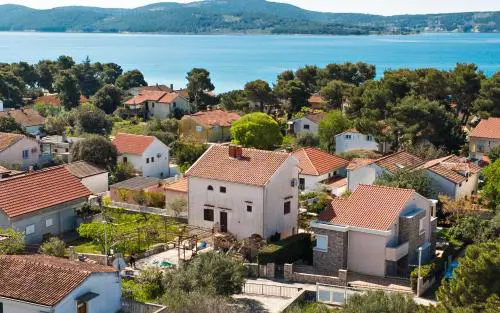 Apartments with a parking space Jadrija, Sibenik - 23947