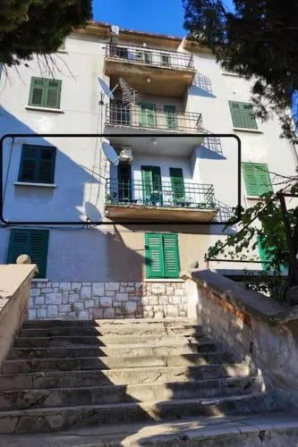 Apartments with WiFi Sibenik - 24034