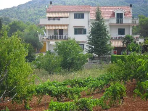 Countryside Family Retreat