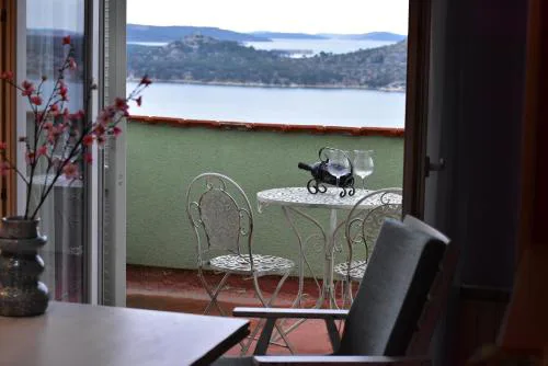 Moonshine apartment with magnificent view