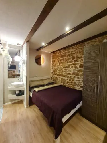 Rooms & Studio Apartments Šibenik
